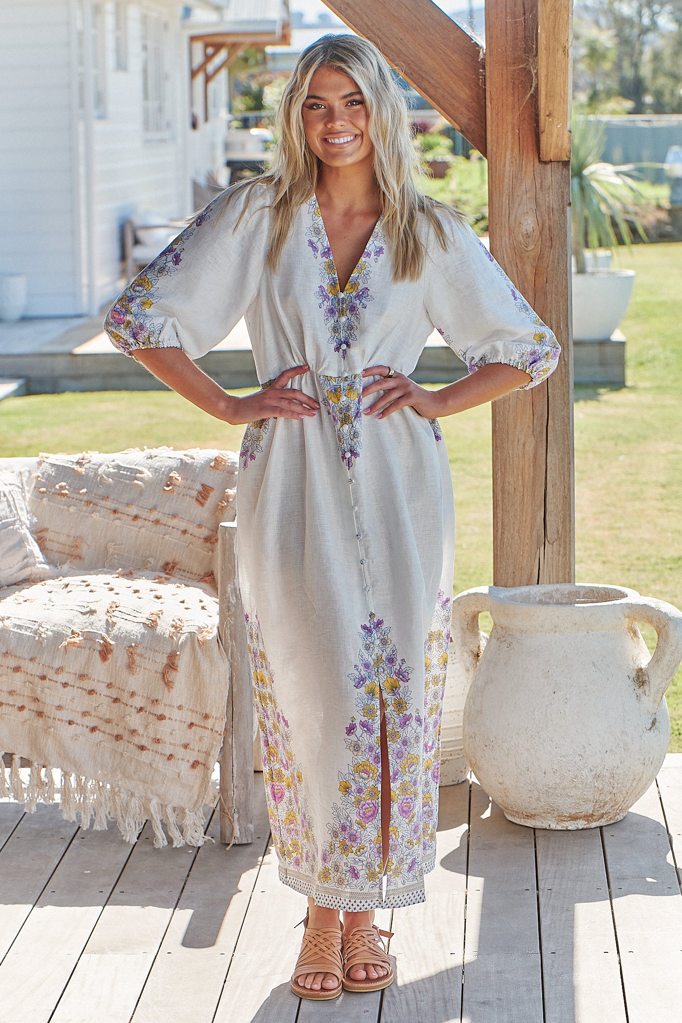 White Daylilies Print Ivy Midi Dress – Lilac and Mila