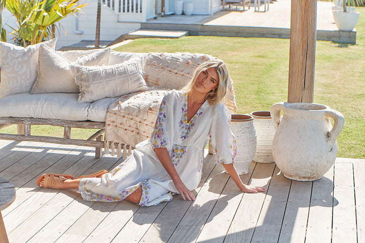White Daylilies Print Ivy Midi Dress