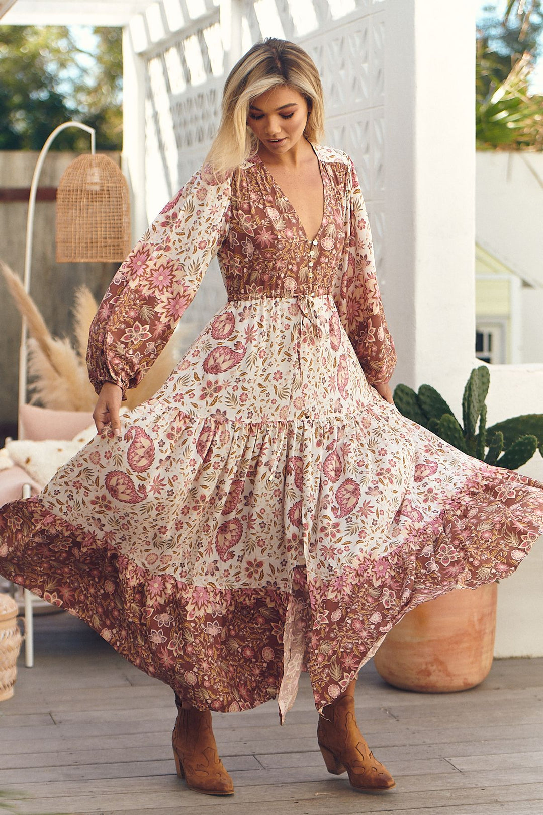 Jaase Flower Fields Print Teresa Maxi Lilac and Mila Jaase Flower Fields Print Teresa Maxi Lilac and Mila