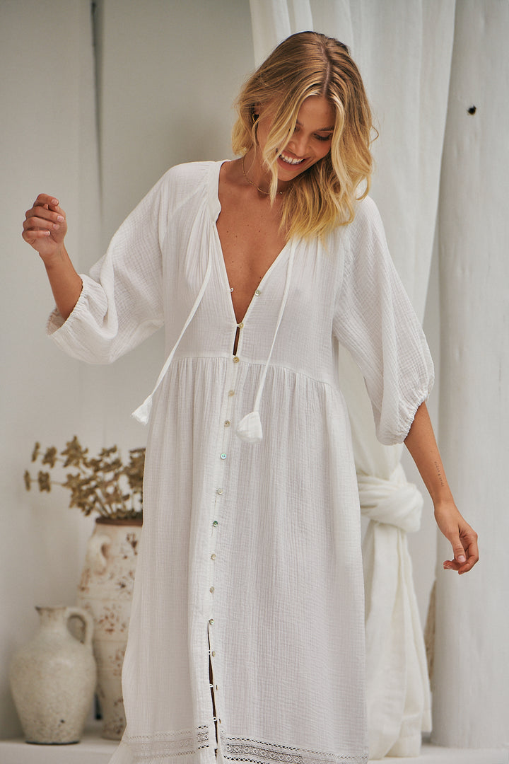 White Quincy Naya Midi Dress - Close up