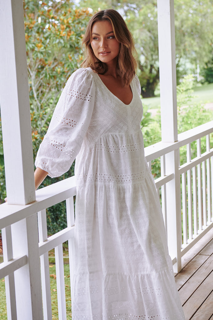 White cotton 2025 lace maxi dress