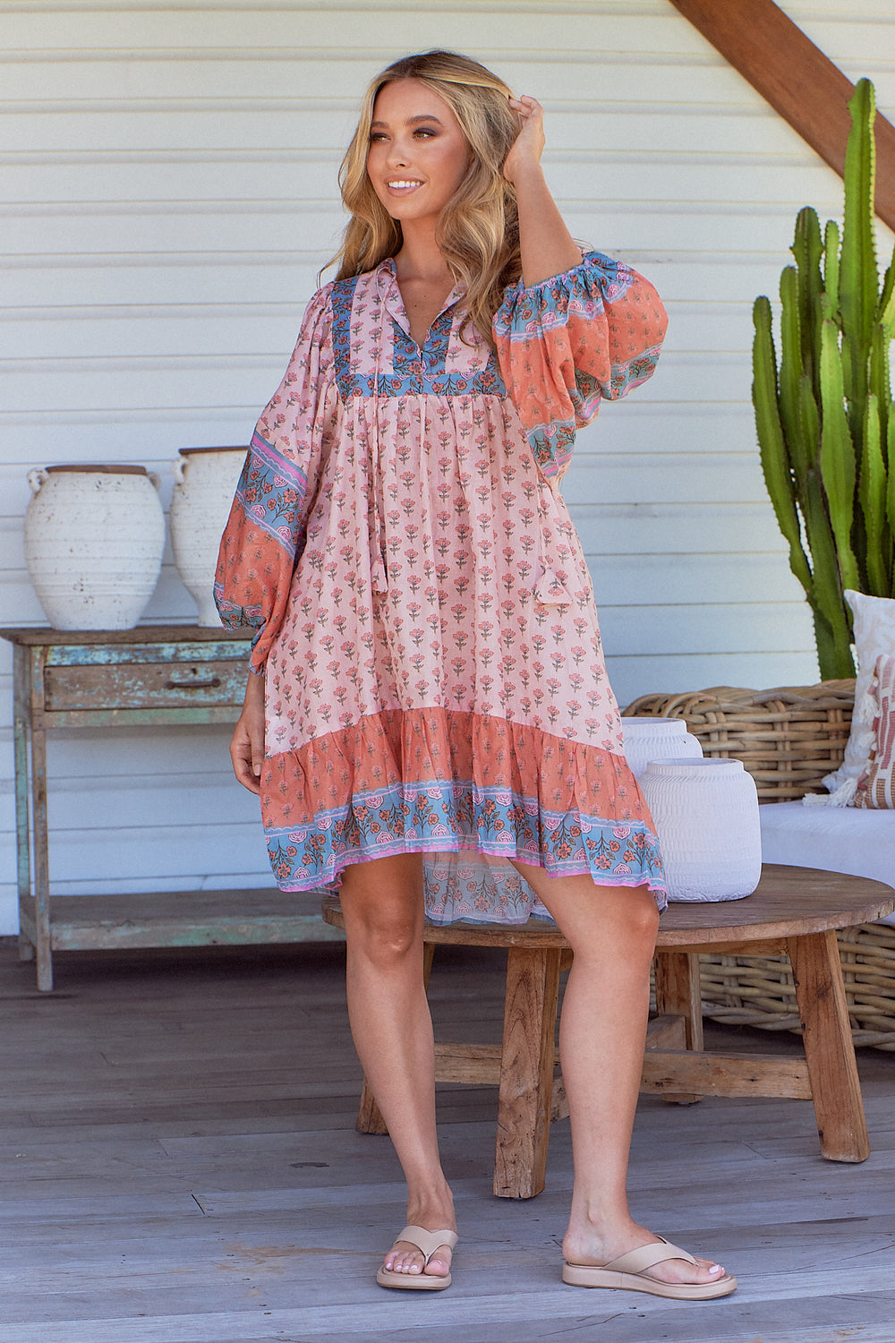 Banksii Print Zarina Dress arm up