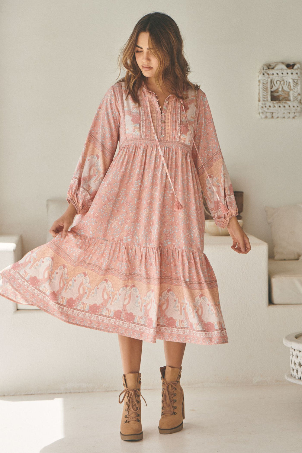 Jaase Swan Lake Print Ezra Midi Dress